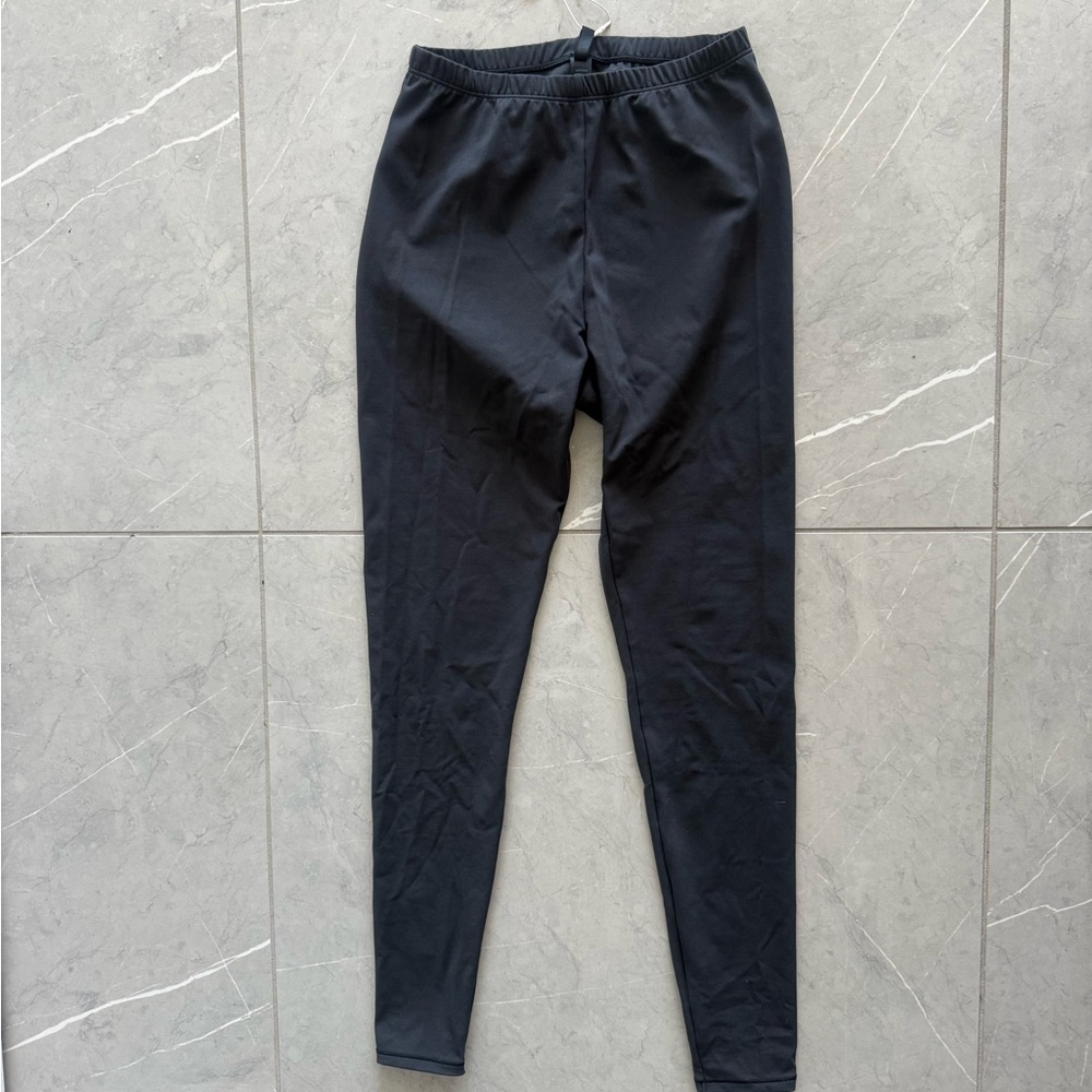 SKIMS NWT fits everybody leggings